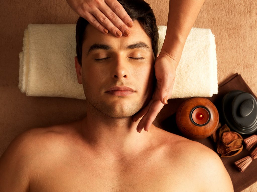 maketh-the-man-thai-square-spa-gentleman-massage